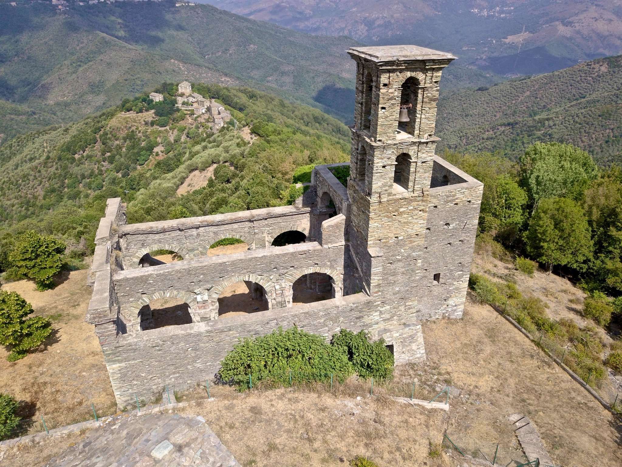 Alt à définir